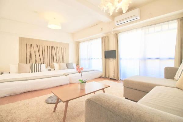 Auf dem Foto ist das Objekt Earls Court by b hotel - Spacious & Relaxing just 4 blocks to Peace Park in der Stadt Hiroshima zu sehen.