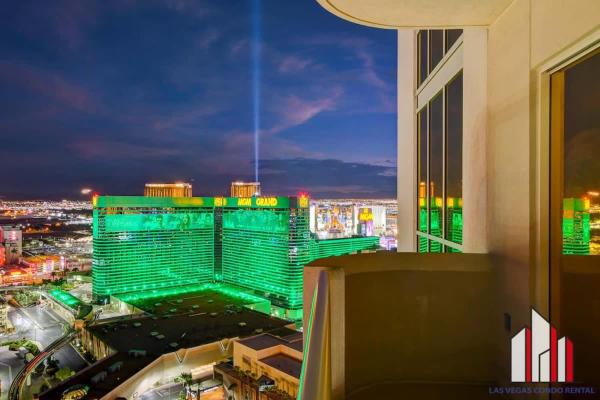 Signature 2Br3Ba balcony combo units 29-602 and 04, Las Vegas