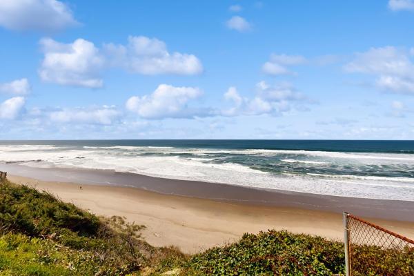 Round Rock Cottage - Lincoln City, OR