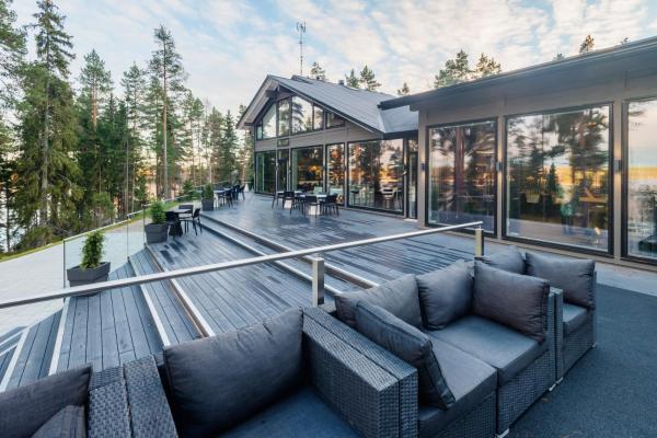 Nella foto è visibile l'oggetto Boutique-hotelli Vellamo - Lehmonkärki Resort situato nella città di Padasjoki.