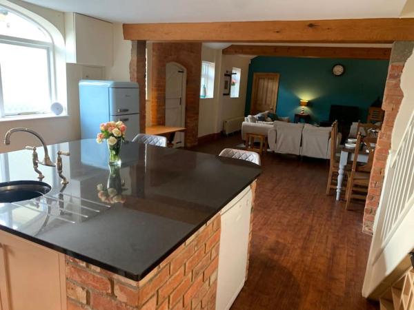 A la foto es mostra l'objecte The Stables, quiet & central to Bingham situat a la ciutat de Bingham.