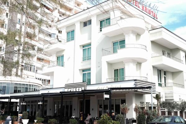 Nella foto è visibile l'oggetto Hotel Kristal situato nella città di Durazzo.