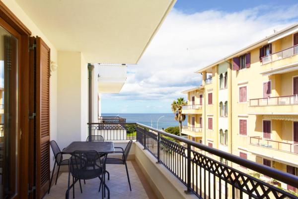 På bildet vises objektet Vista Balaguer som ligger i byen Alghero.