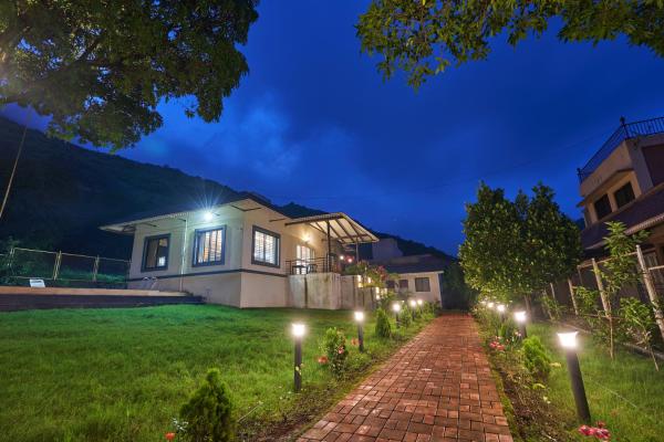Na fotografii je vidět objekt CHAITAL VILLA nacházející se ve městě Trimbak.