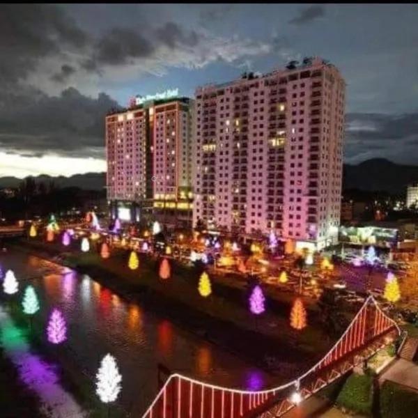 Na fotografii je vidět objekt Kinta Riverfront Penthouse nacházející se ve městě Ipoh.