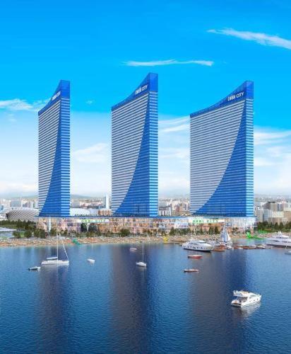 Luxurious Orbi City Aparthotel - Floor35, Батуми