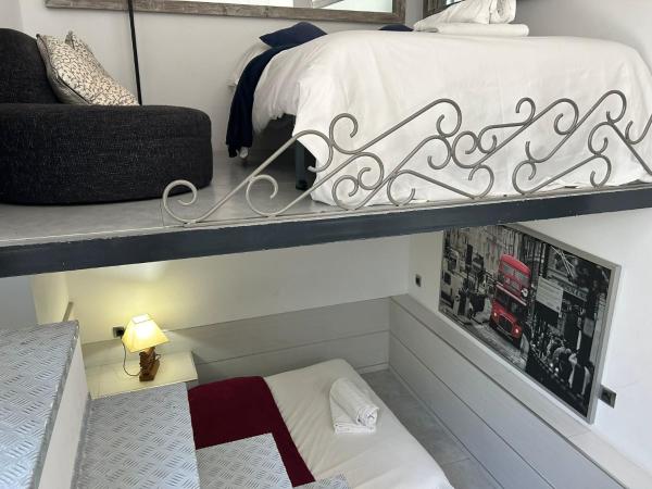 A la foto es mostra l'objecte Una genial estancia en Madrid centro situat a la ciutat de Madrid.