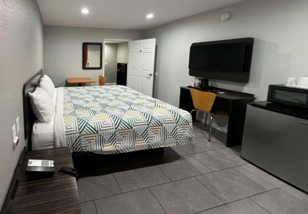 A la foto es mostra l'objecte Motel 6 Englewood, FL situat a la ciutat de Sancassa.