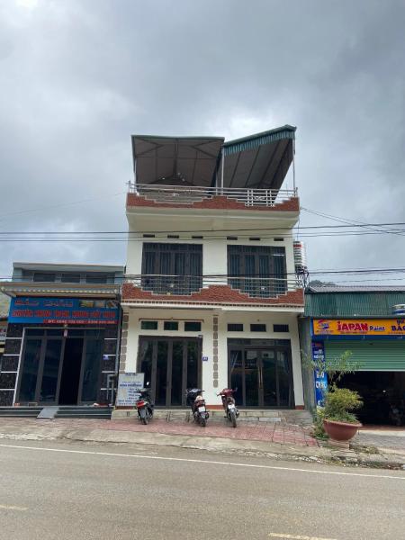Na zdjęciu widoczny jest obiekt Motel Homestay Tiến Học położony w mieście Mia Xu.