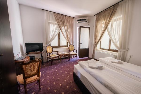 Фотография 5: Лондонъ - къща за гости / London - guest house