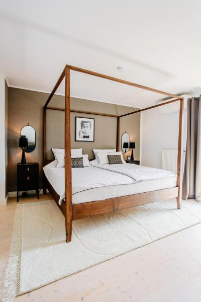 The photo shows the Cottage Salzburg located in the city of Nußdorf am Haunsberg.