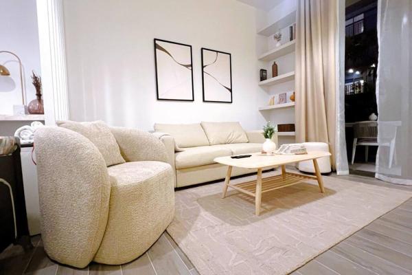 A la foto es mostra l'objecte Brand New 1 Bedroom Apartment JVC situat a la ciutat de Dubai.