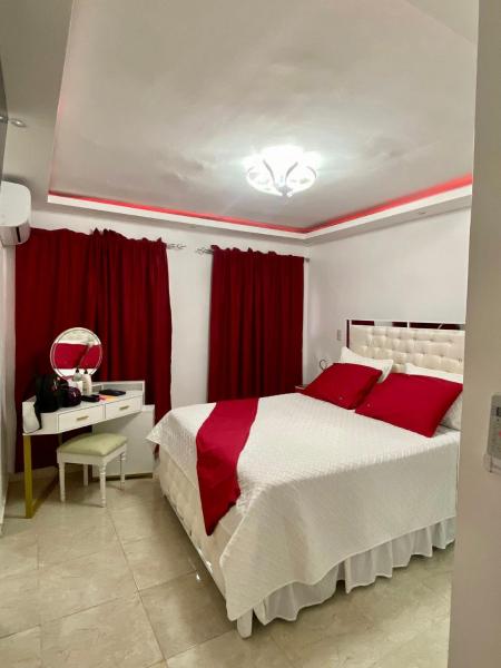A la foto es mostra l'objecte Nice and Breezy Apartment situat a la ciutat de Inoa.