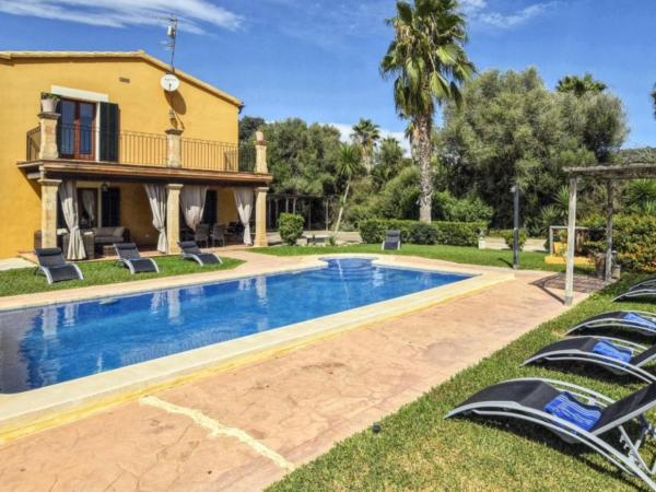 Na fotografii je vidět objekt Holiday Home Can Ines by Interhome nacházející se ve městě Inca.
