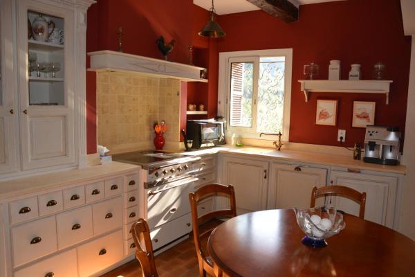 A la foto es mostra l'objecte La Maison Vieille situat a la ciutat de Peillon.