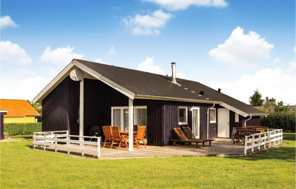 På billedet ses objektet Three-Bedroom Holiday Home In Sydals beliggende i byen Skovbyballe.