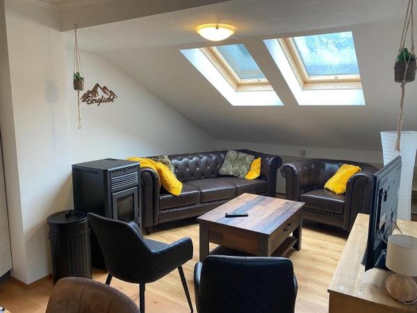 Na fotografii je vidět objekt Ferienwohnung-Gletscherblick nacházející se ve městě Pusstratten.