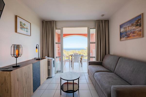 A la foto es mostra l'objecte Résidence le Hameau de Cap Esterel - maeva Home - Studio 4 Personnes - Sélection MAE-0574 situat a la ciutat de Saint-Raphaël.