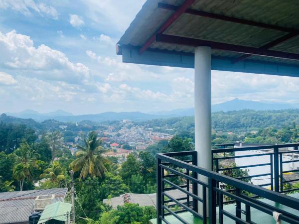 A la foto es mostra l'objecte OneView Chalet situat a la ciutat de Kandy.