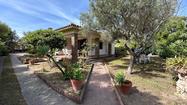 Na zdjęciu widoczny jest obiekt Villa Matteo San Teodoro położony w mieście San Teodoro.