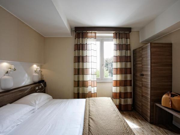 På billedet ses objektet Hotel Porta Nuova beliggende i byen Assisi.