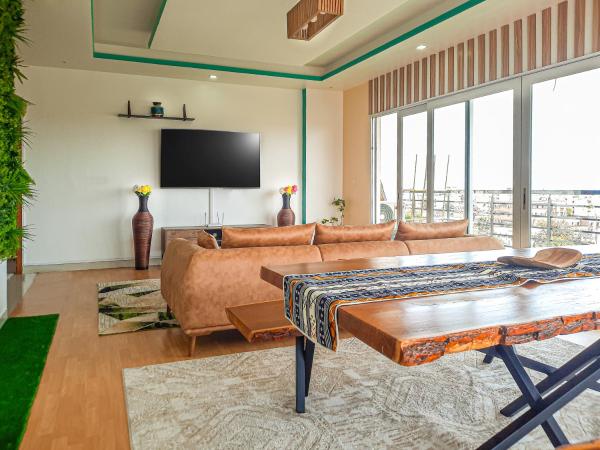 The photo shows the Appartement African Chic located in the city of Médina.