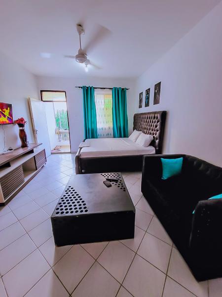 Dasha Studio apartment Bamburi D4, Bamburi