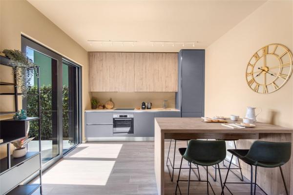 A la foto es mostra l'objecte NEW stylish Casa Melisa with 2 gardens and BBQ facilities! situat a la ciutat de Poreč.