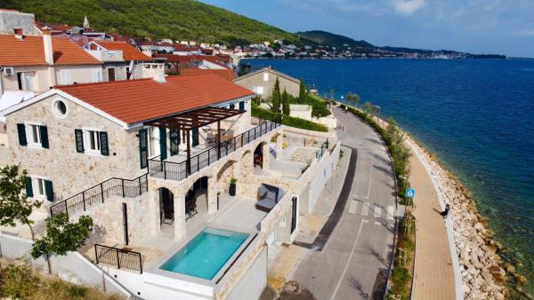 A la foto es mostra l'objecte Villa Ocean View of Kali - Erste Meerreihe mit Pool situat a la ciutat de Kali.