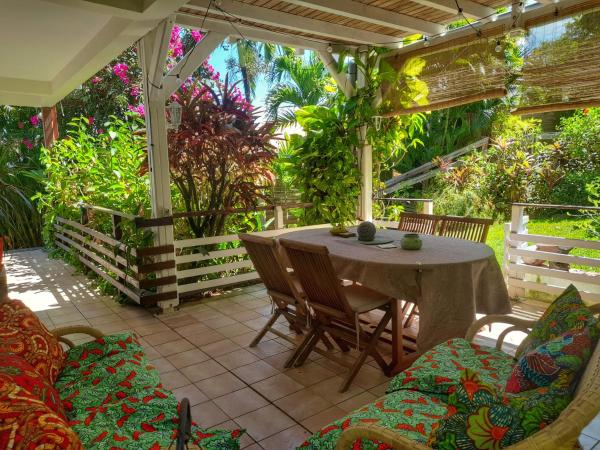 Appartement Papay Dans Villa Fleurs Des Iles - Martinique