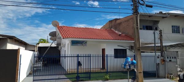 Na foto é possível ver o objeto alojamentohostel localizado na cidade de Primavera do Leste.