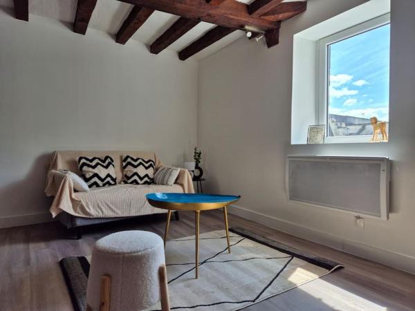 På billedet ses objektet Maison Foch beliggende i byen Angers.