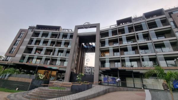 The Diamond in City luxury suites by Cozy, Accra