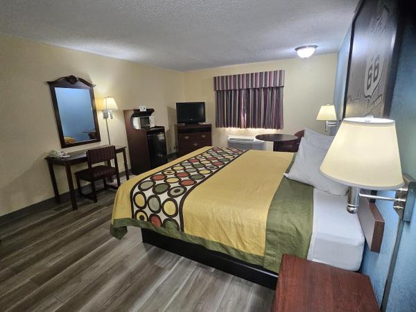 Foto 3: Super 8 by Wyndham Clinton