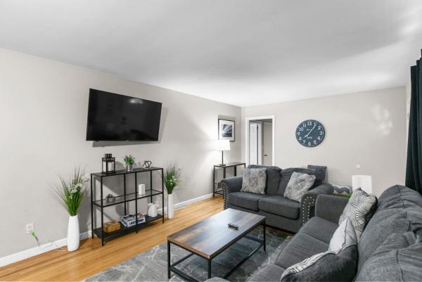 A la foto es mostra l'objecte Suburban Bliss Getaway Wi-Fi Parking Long Stay situat a la ciutat de Center Point.