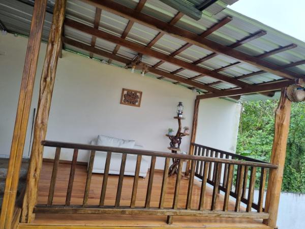 Na fotografii je vidět objekt Rancho Mi Cielo nacházející se ve městě Cañonero.