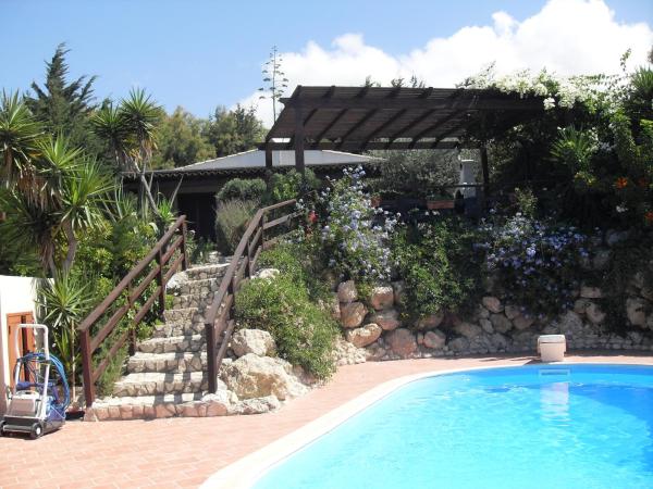 A la foto es mostra l'objecte Giallonardomare-Villa con piscina situat a la ciutat de Realmonte.