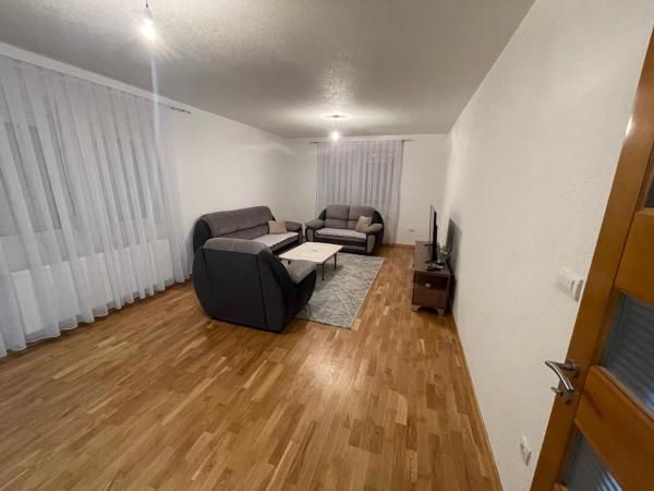 Nella foto è visibile l'oggetto Lina Apartments situato nella città di Plav.