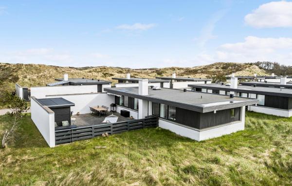 La photo montre l'objet Two-Bedroom Holiday Home In Pandrup situé dans la ville de Rødhus.