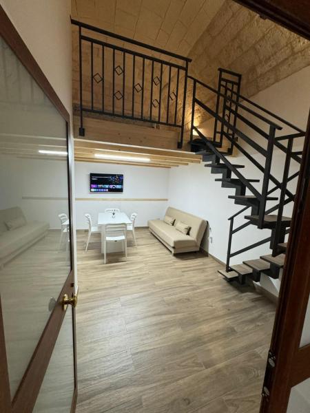 A la foto es mostra l'objecte La Maison di Anto' situat a la ciutat de Bari.