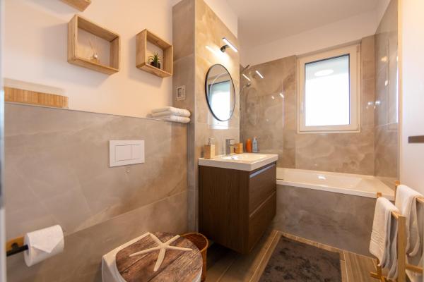 Foto 5: A & A Turquoise City View Apartment - By OpenHouse