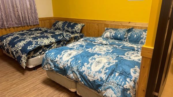 Na zdjęciu widoczny jest obiekt Yizhan Hotel położony w mieście Puli.