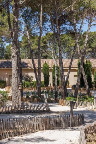 Le Domaine De La Mer - Appartements De Plage Dans Un Cadre Enchanteur - Carqueiranne