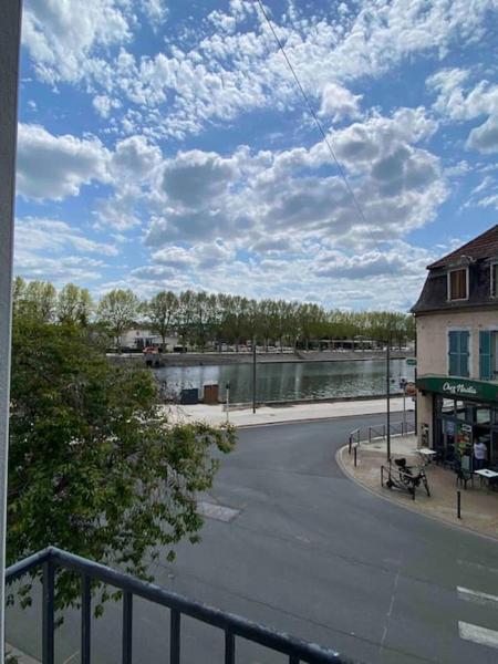 Fotografie 4: RDC 2 - Studio meublé centre-ville, au pied du pont Saint Pierre