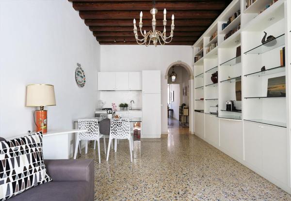 Guesthost - Casa Del Mandolino - Cozy Apt Near The Station! - Venice