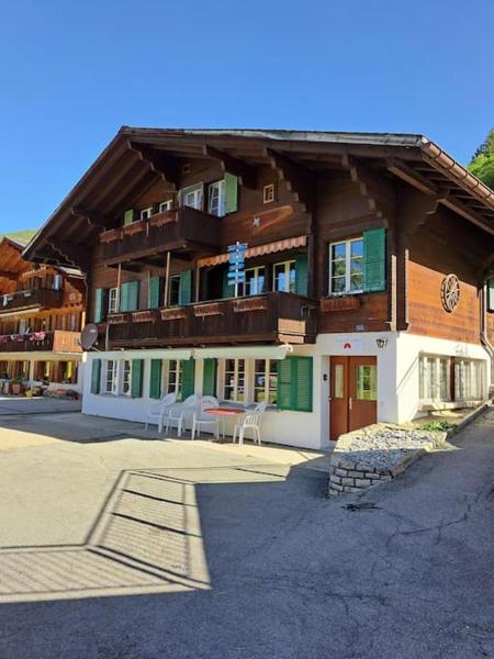 A la foto es mostra l'objecte Chalet Engi Apt. 3 for up to 8 People situat a la ciutat de Grindelwald.