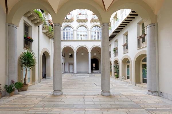 På billedet ses objektet Tomasi Apartment Palermo beliggende i byen Palermo.