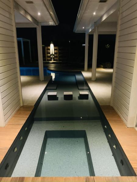 Na fotografii je vidět objekt Nakolodge - 4 chambres - balneo - jardin et piscine privatifs nacházející se ve městě Bérard.