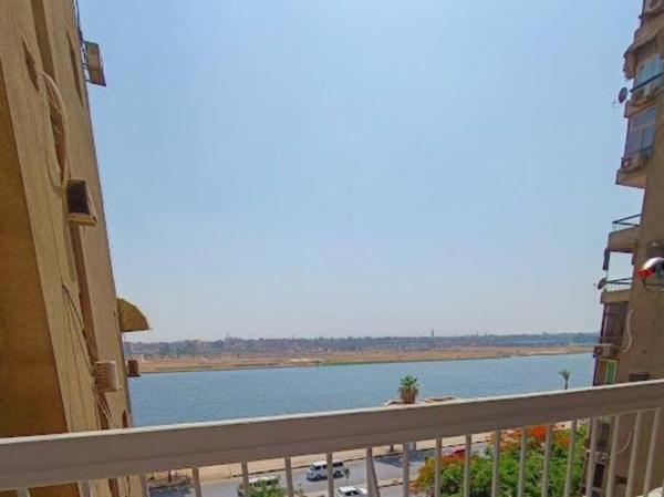 Nella foto è visibile l'oggetto شقة فندقية ترى النيل المعادى رقم 20 situato nella città di Il Cairo.