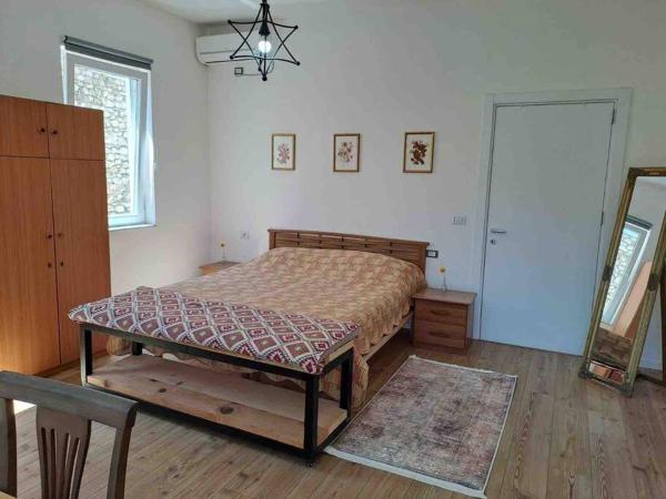 På bildet vises objektet Rino's Apartments 2 som ligger i byen Shkodër.